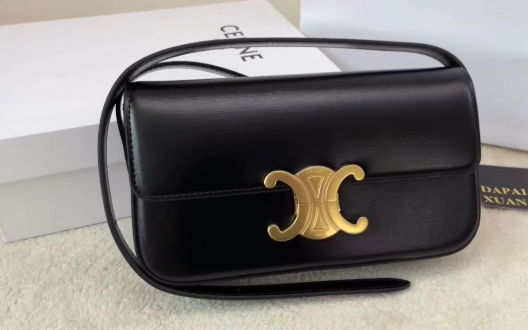 celine瑟琳凯旋门triomphe 黑色腋下包 超百搭