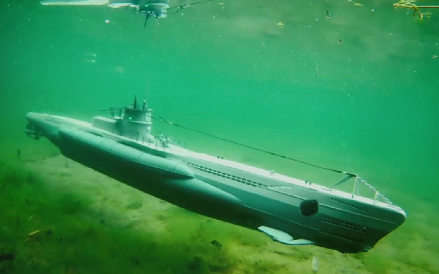 试航u型潜艇模型,水下还能发射模型鱼雷,遥控灵活