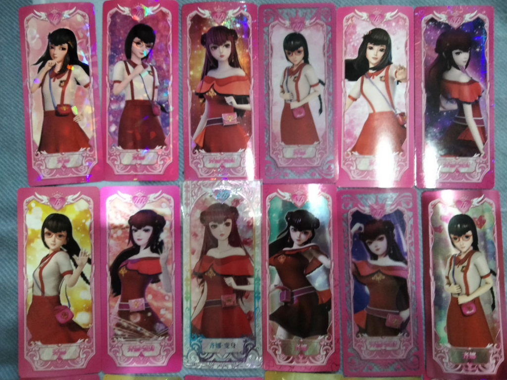 出叶罗丽旧版绝版卡,1~7弹梦幻包晶钻都有,不过绝版卡贵你们也知道