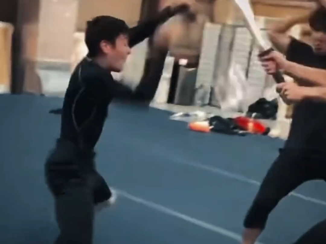 我承认你很强，但可惜你遇到我最巅峰时期