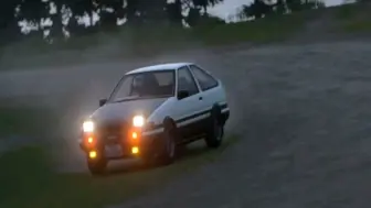 Download Video: AE86赛车场对战R32 GTR