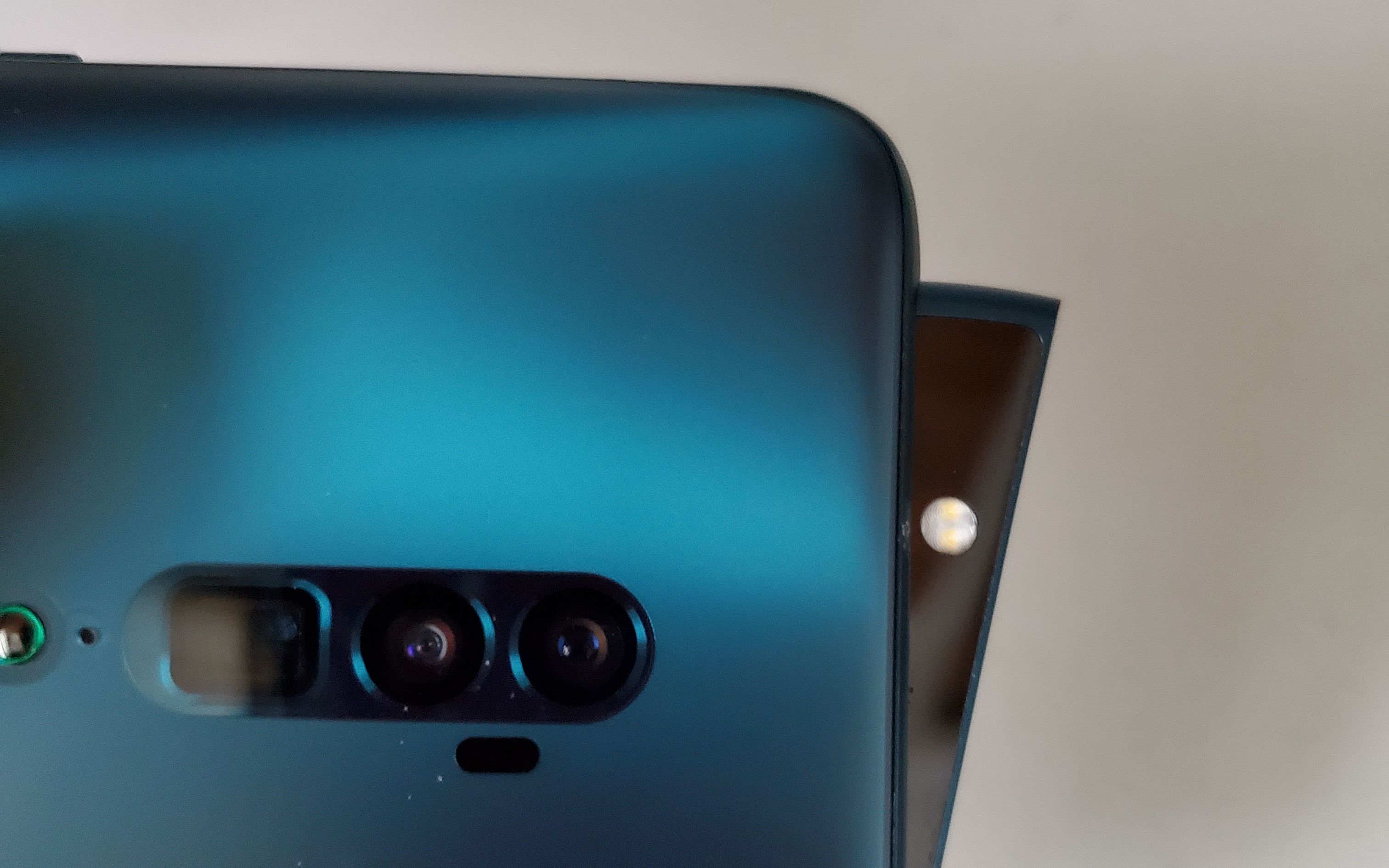 安卓水桶机opporeno十倍变焦版四个月使用分享