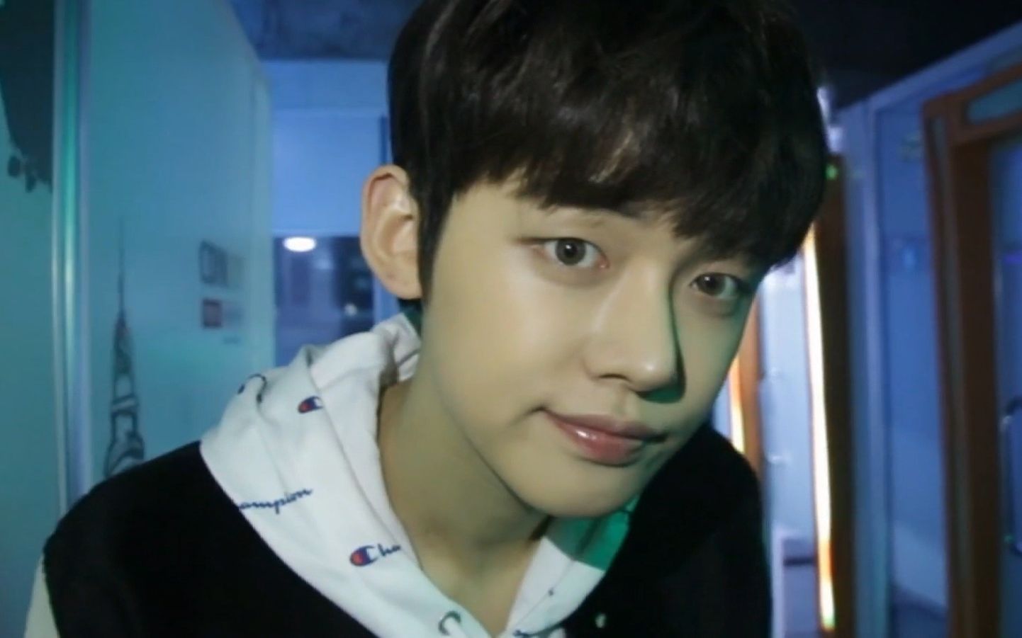 txt回忆录-出道预告拍摄花絮-崔然竣cut_哔哩哔哩 (゜-゜)つロ 干杯