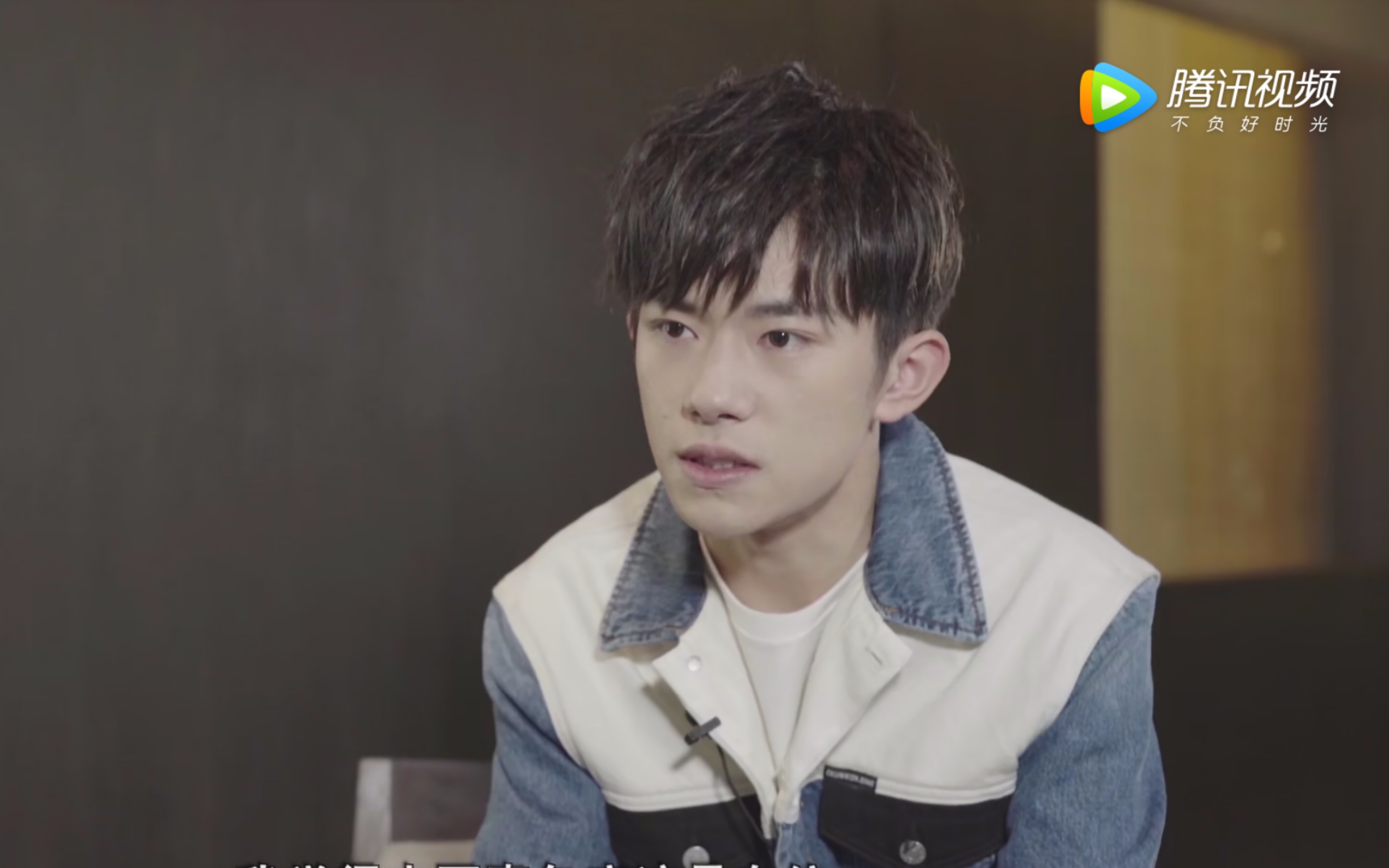 【20181228】易烊千玺人民网《见证》改革开放40周年人物访谈:千禧一