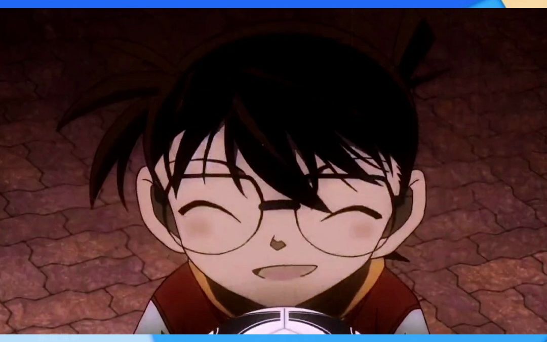 "新一不戴眼镜关我柯南什么事"