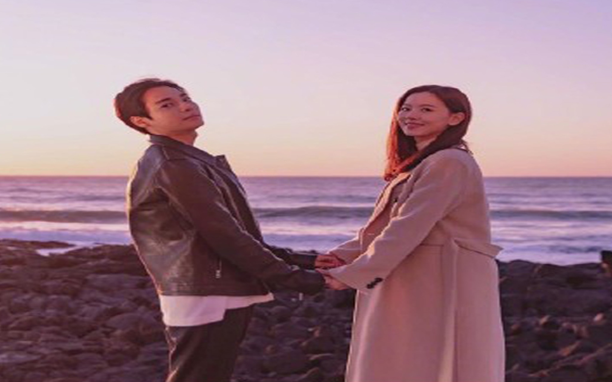 姜汉娜&郑帝元cut1|超搭姐弟恋～让我们谱写爱情吧?