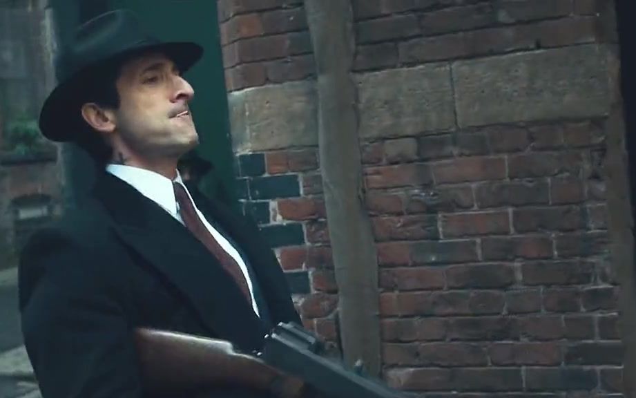 【浴血黑帮】卢卡和谢尔比的气场不相上下