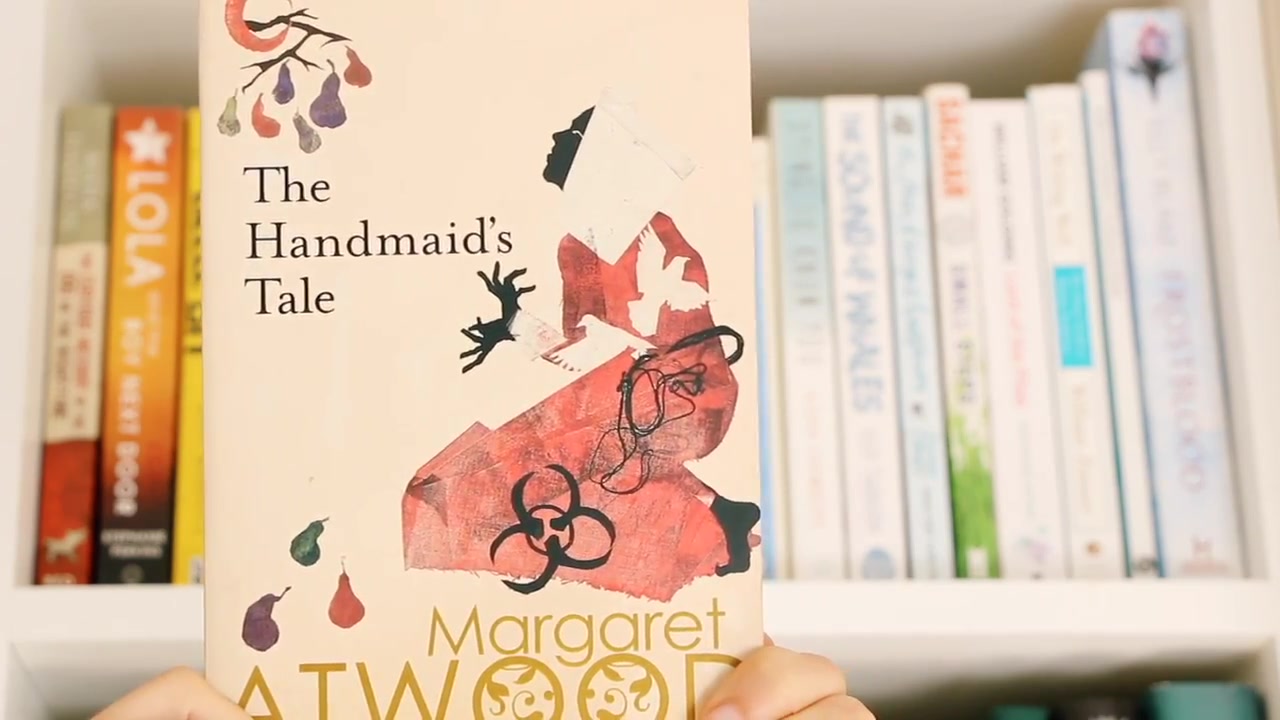 sophiesticatedbooksbookshelftour662018