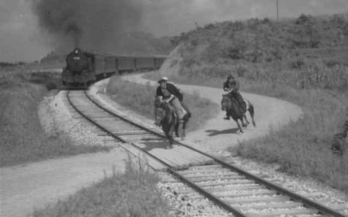 【剧情/战争】 铁道游击队 (1956)哔哩哔哩bilibili