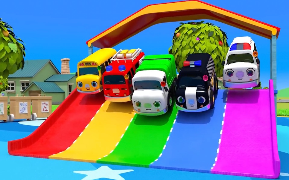 五辆小汽车滑滑梯歌曲|玩滑行时安全也很重要