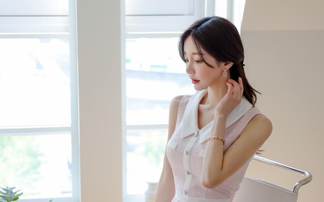 孙允珠,水嫩少女连衣裙穿搭,清纯甜美