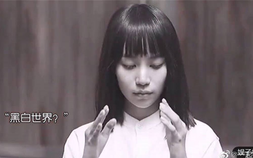 禁忌女孩这墨守成规的黑白世界