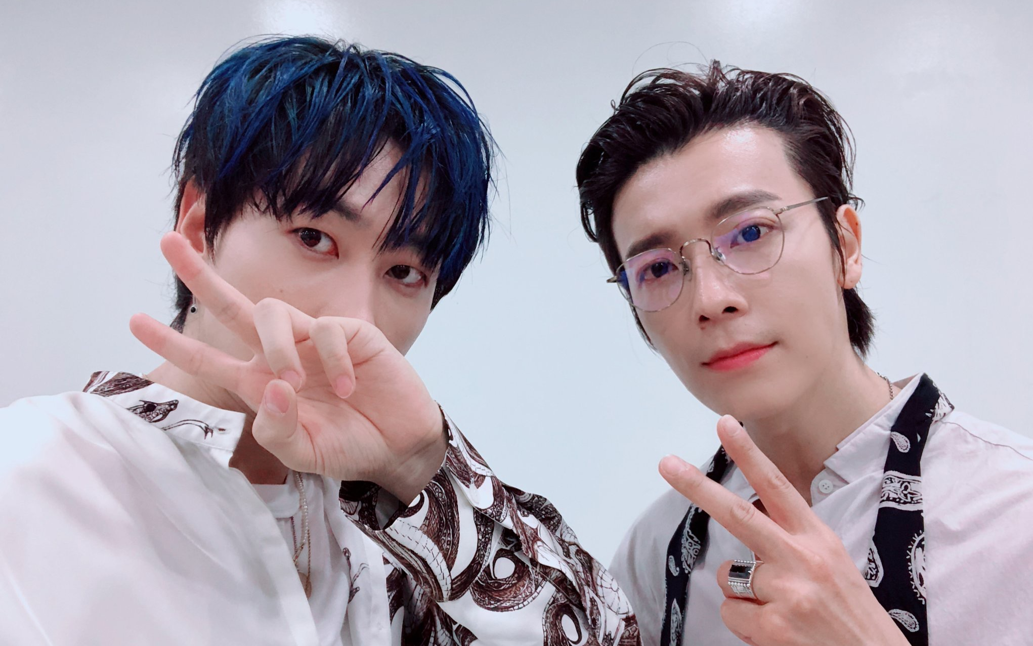 【赫海】一秒变装 bout you舞台混剪_哔哩哔哩 (゜-゜)つロ 干杯