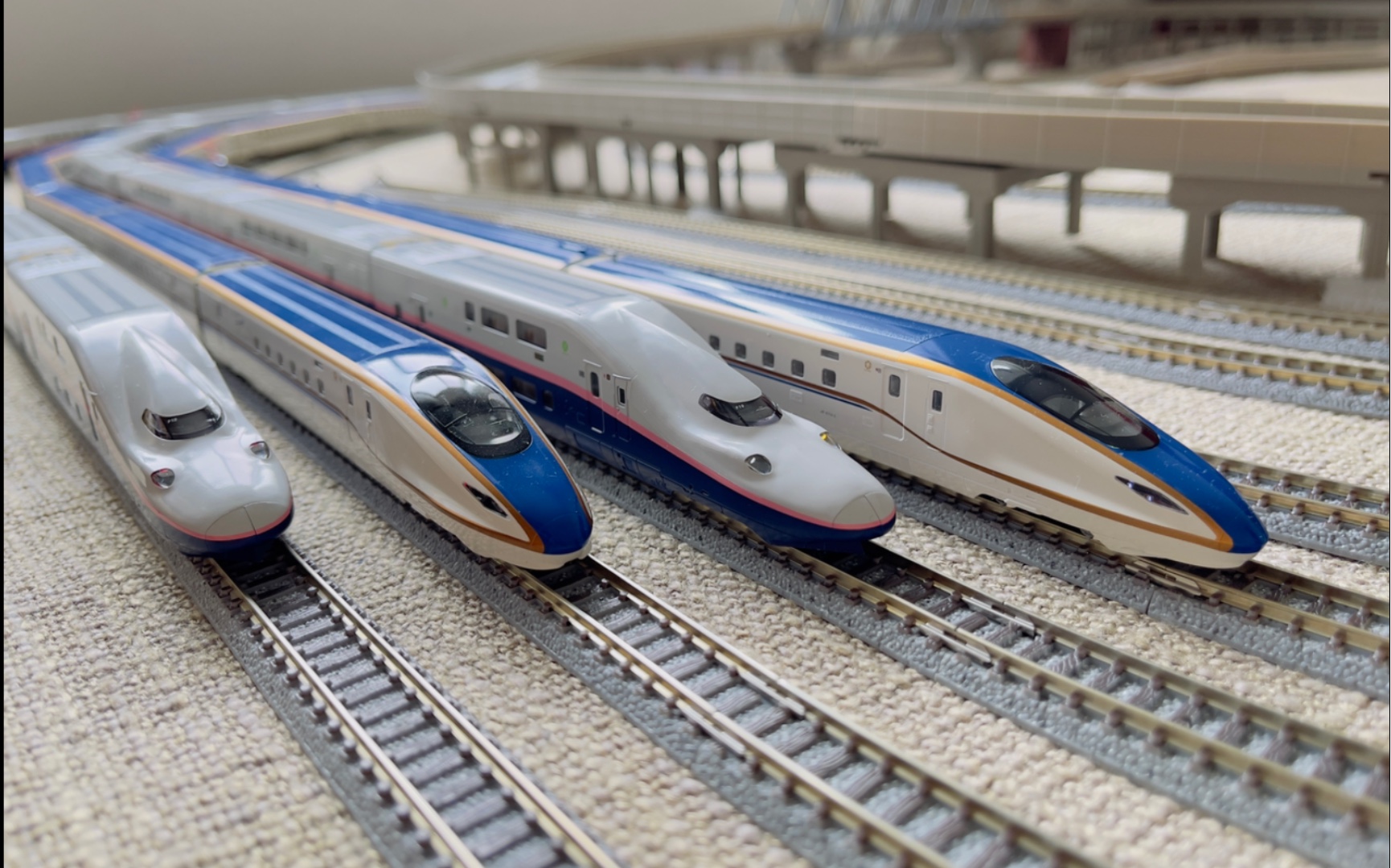 n比例〕新干线e4 e7