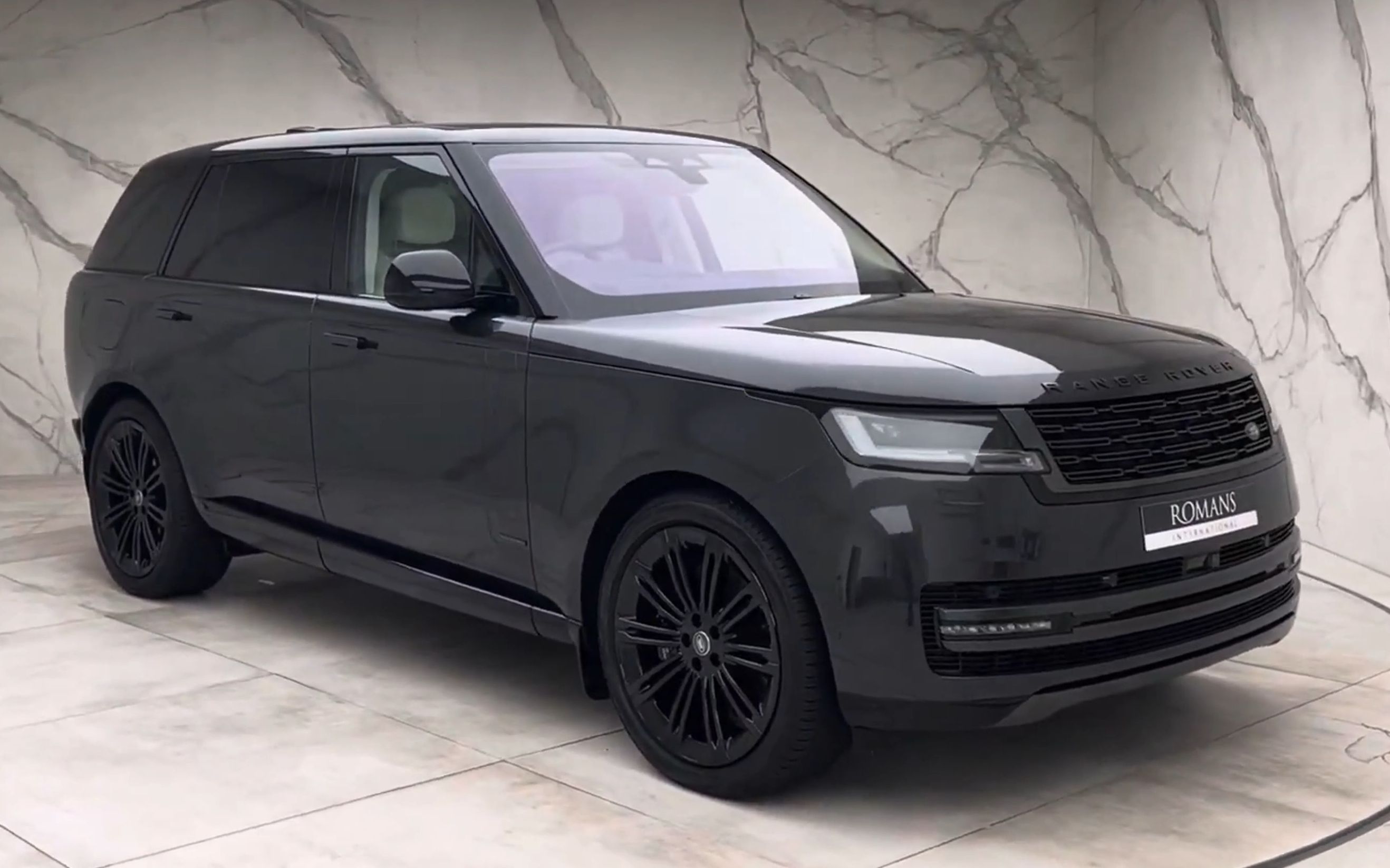 【4k鉴赏】路虎揽胜 p530 autobiography lwb 7 seater - carpathian