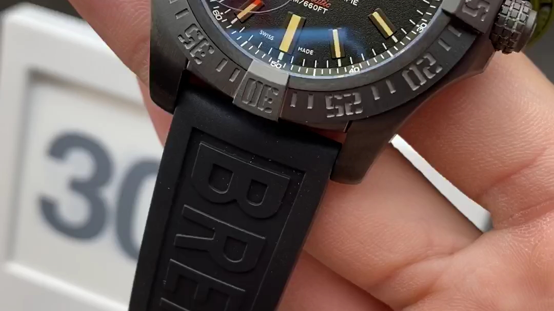 高仿卡地亚蓝气球手表价格与图片