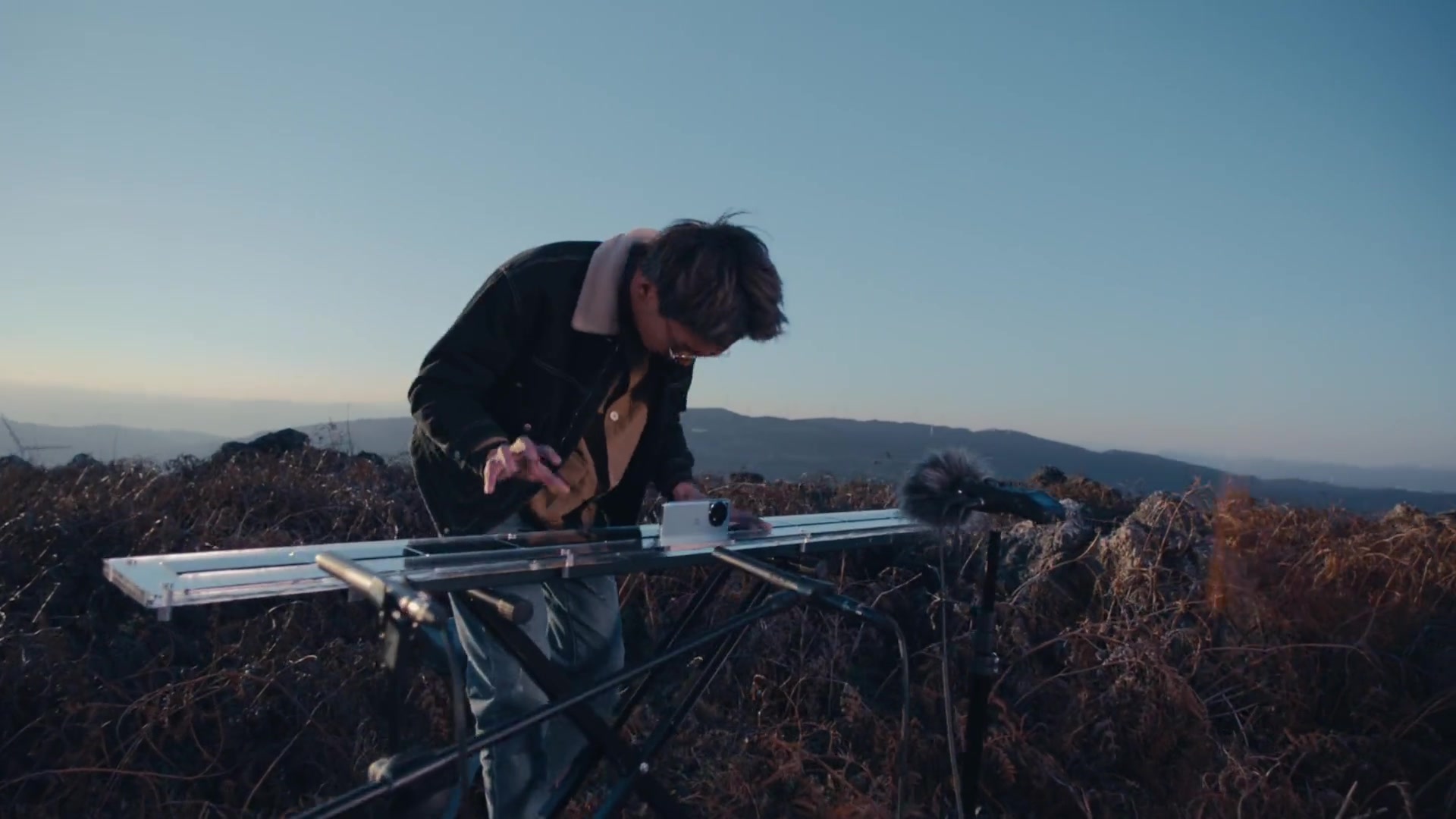 来自一加ace2指尖的灵犀一刻不要温顺的走进这个良夜激情不能