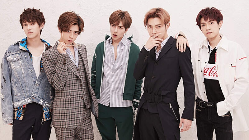 awakenf秦奋韩沐伯20180618awakenf农夫山泉直播录屏完整版