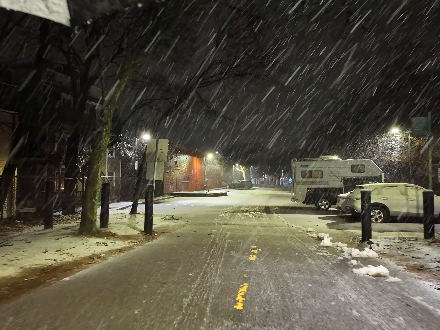 大雪纷飞戴维斯广场冬季午夜漫步城市之声❄️哔哩哔哩bilibili