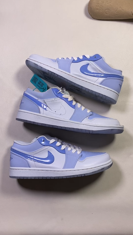 最强aj1中低帮 毋庸置疑正品原鞋vs独家过验版大货aj1low低帮雾霾蓝