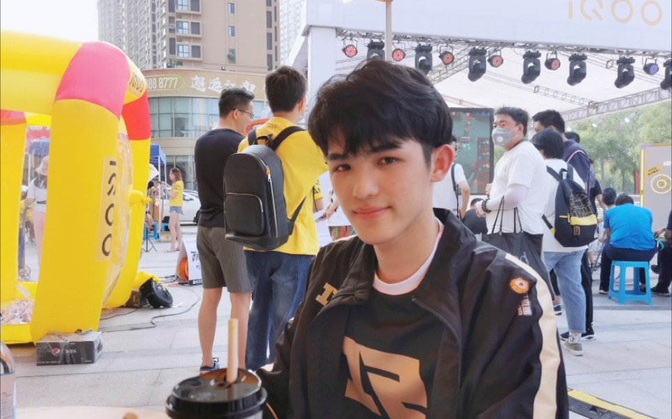 【rngm雨雨】20200801直播回放:巅峰小食堂!go