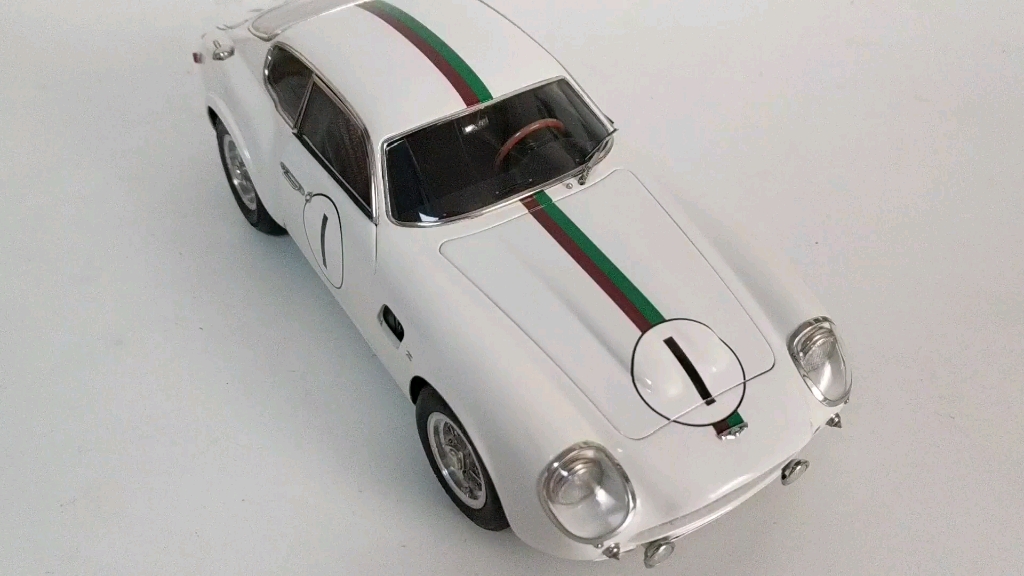 cmc aston martin db4 1/18 diecast 西姆斯 阿斯顿 马丁 车模_哔哩