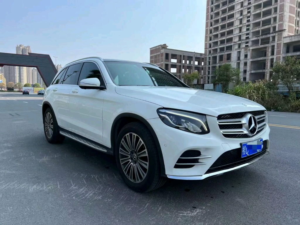 18年1月上牌奔驰glc260动感,本地一手,实表8万公里,带柏林之声,360环