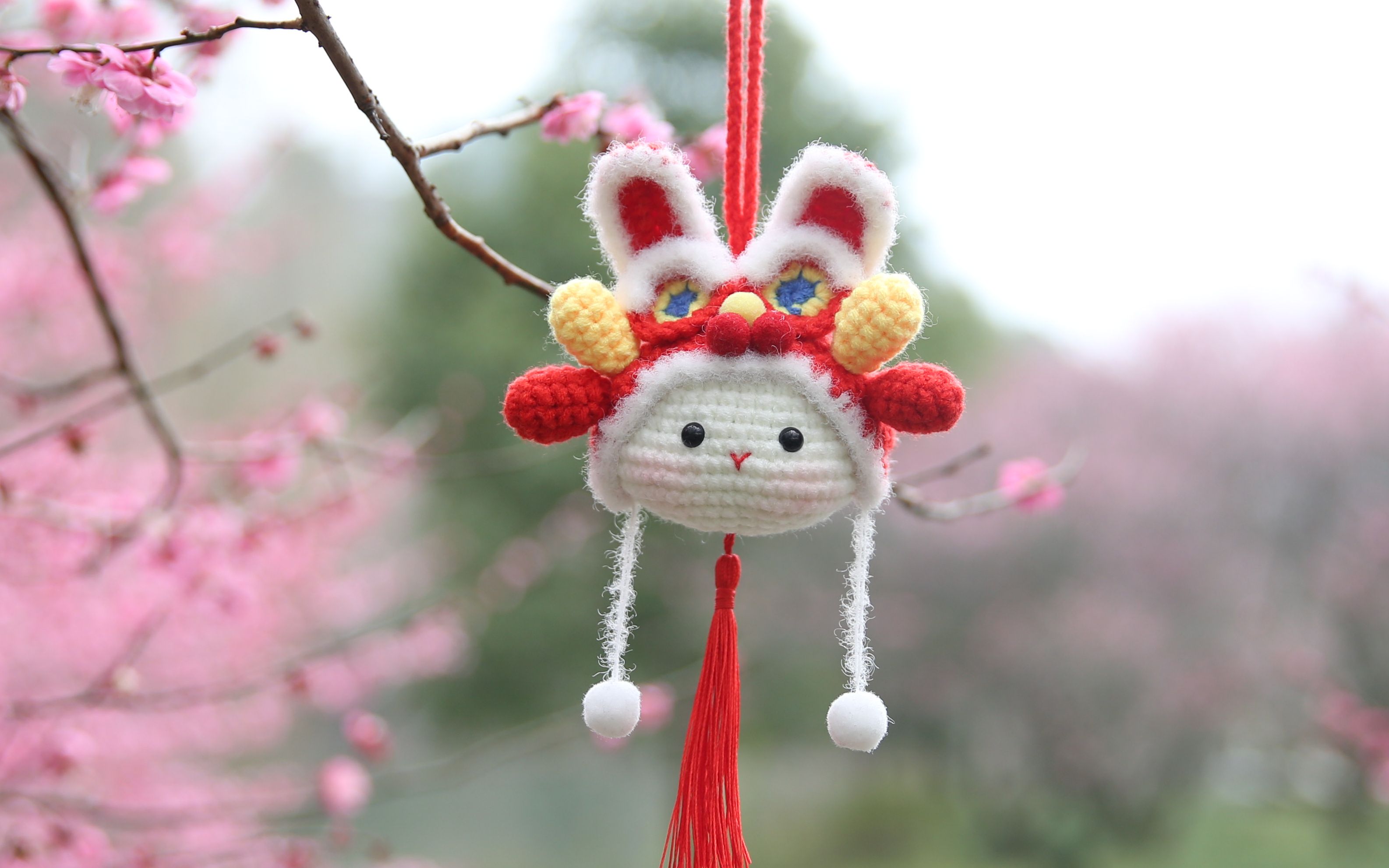 萌哒哒的醒狮兔 带给你兴旺,好运~ 手工编织玩偶 汽车挂件