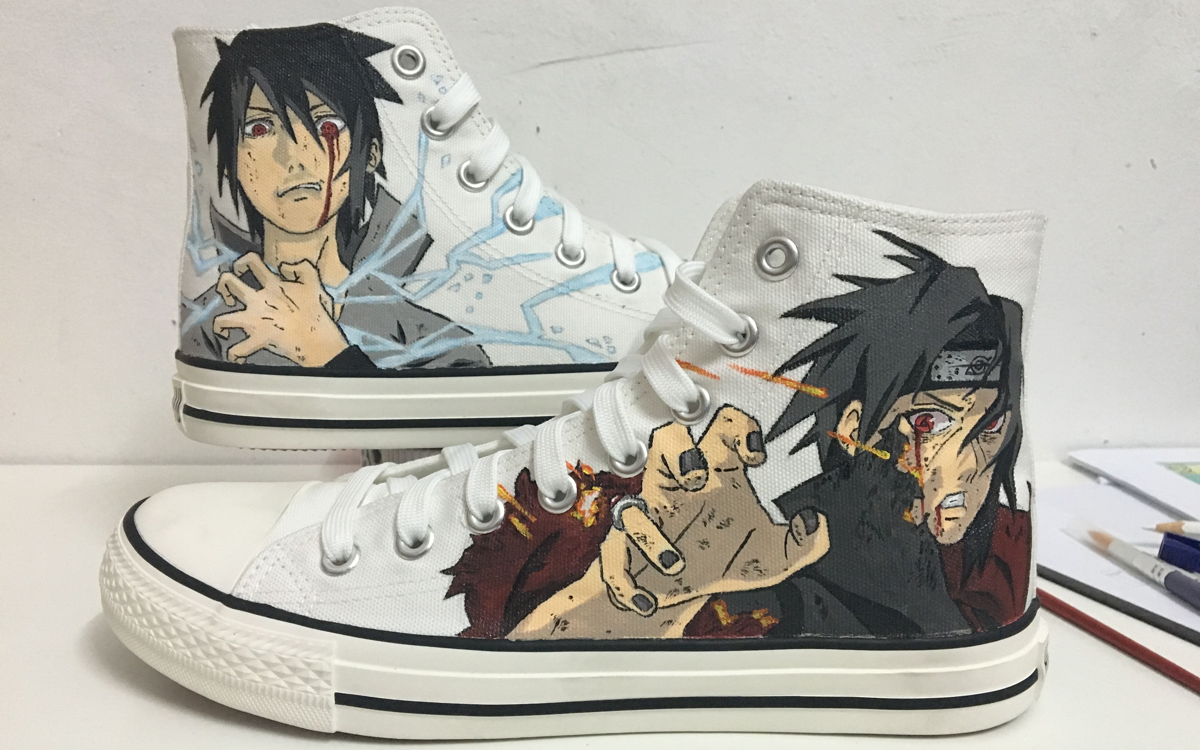 【大熊手绘】火影 佐助vs鼬神 手绘鞋创作全过程 sign