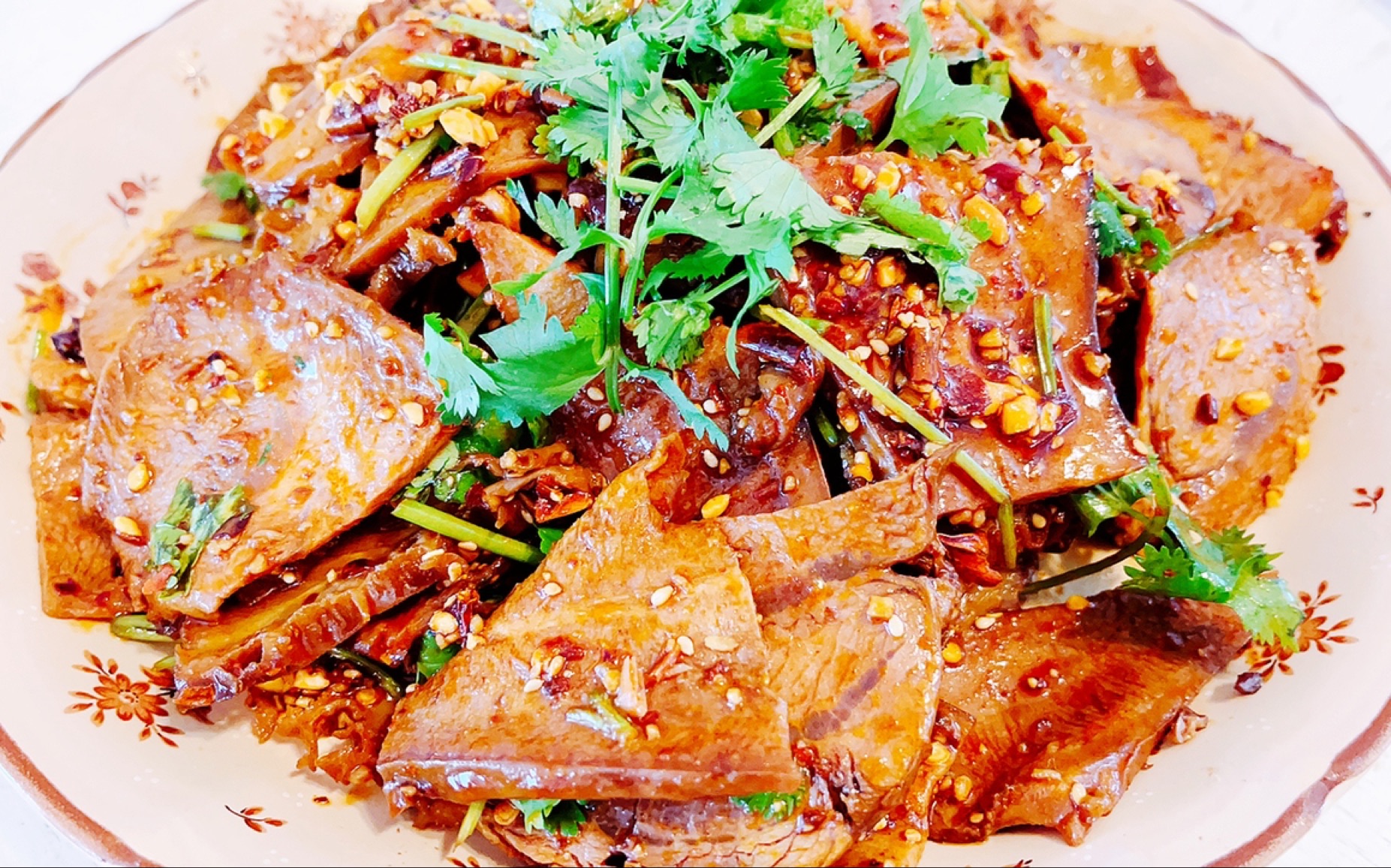 活动  川卤凉菜夫妻肺片,麻辣鲜香,牛舌软嫩弹牙,只是处理起来简直是