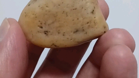 新疆沙漠漆原石