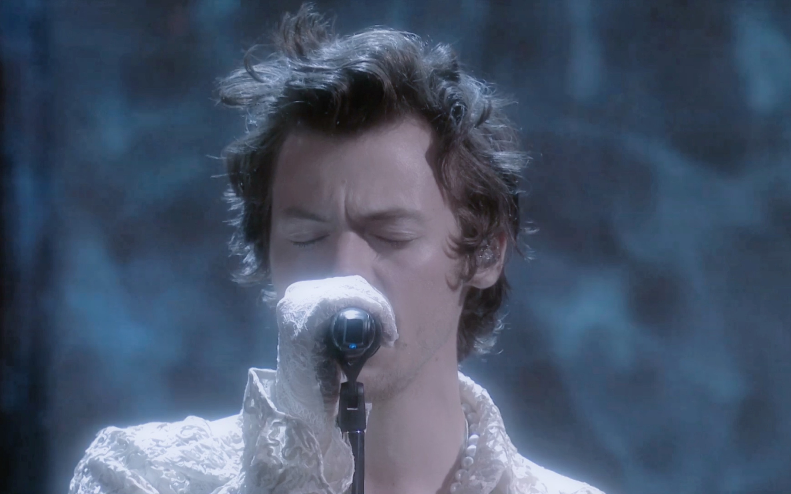 harry styles | 2020全英音乐奖 falling 自调色 *人鱼公主_哔哩哔哩