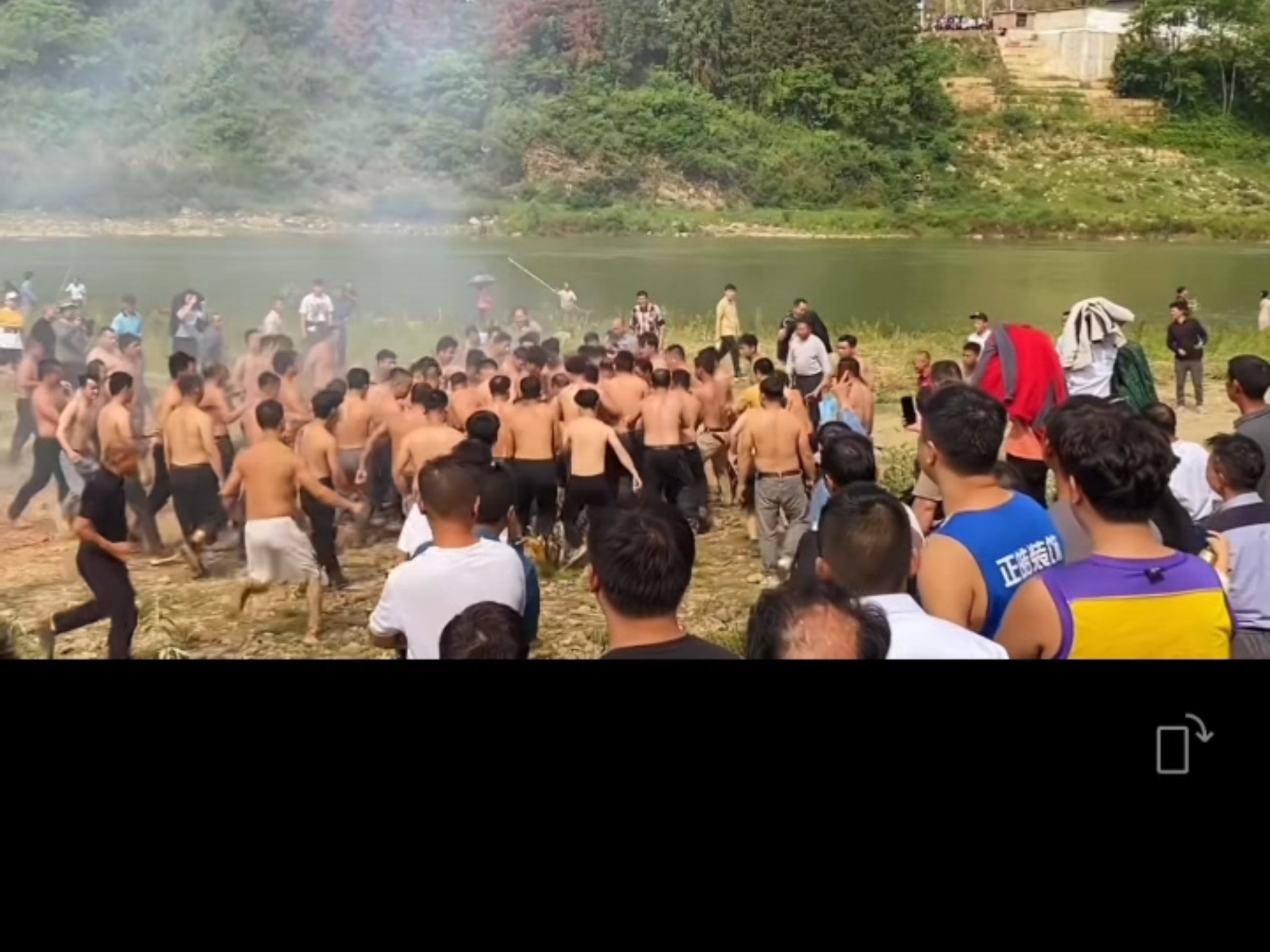 聚众斗殴这是怎么呢