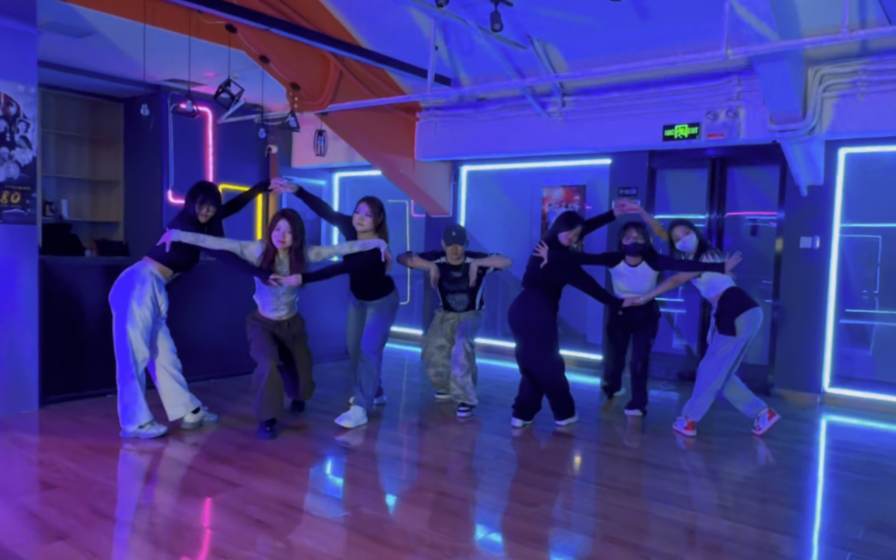 【范范teyon】puppet show练习室版|七人翻跳xg女团舞蹈 太炸了