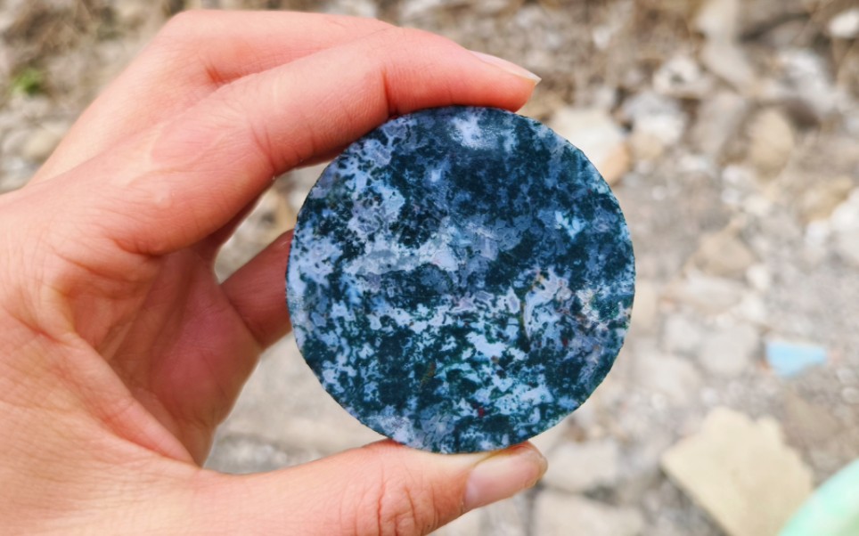 这种绿石头叫大理石?运气好能开出限量款,出门遇到千万要认得