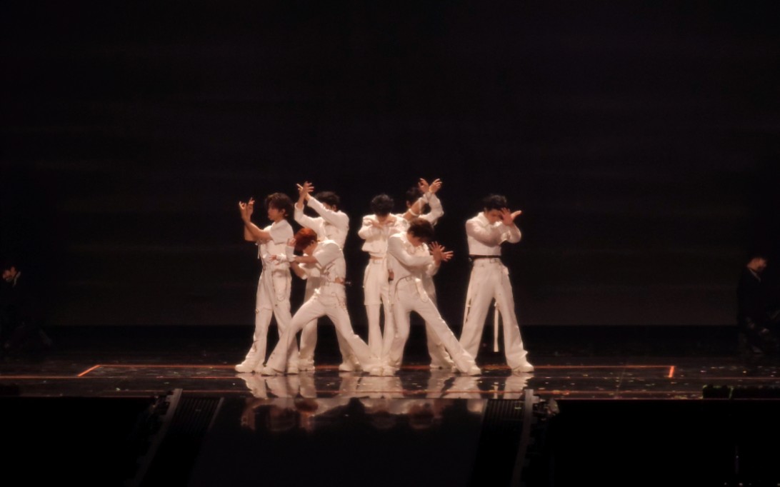 【时代少年团】楼外楼7人4k全景「澳门演唱会」