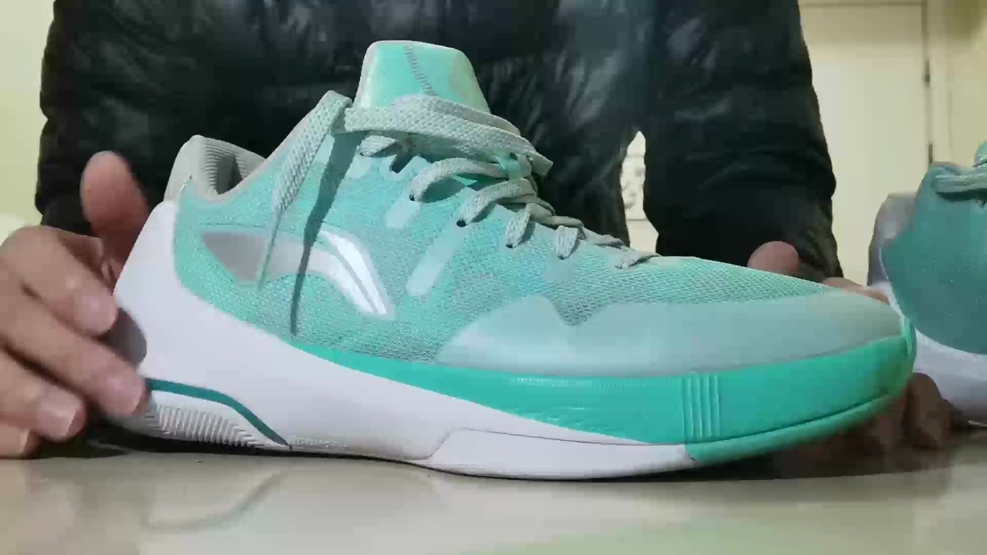 学生党利器 实战党高性价比 李宁闪击3实战测评 300元利器