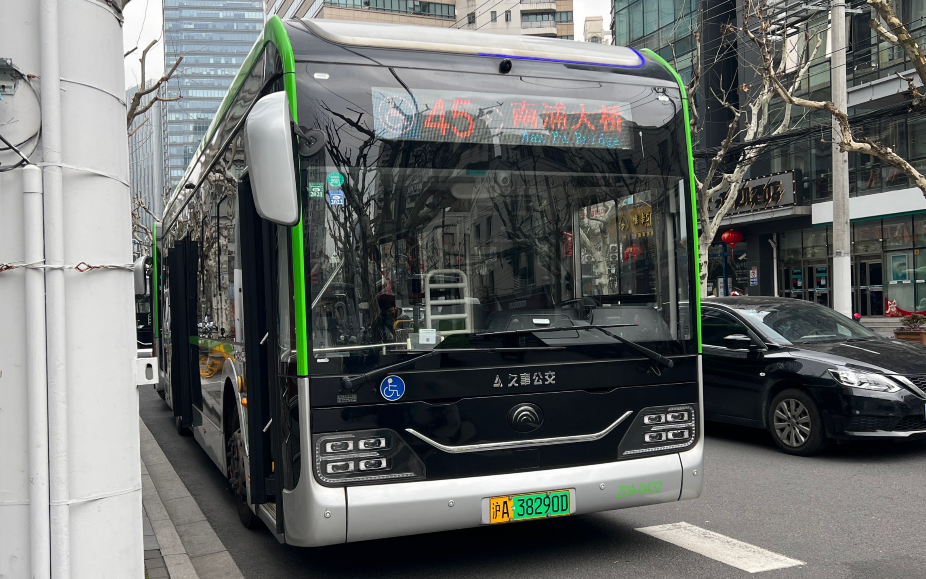 上海45路公交车图片