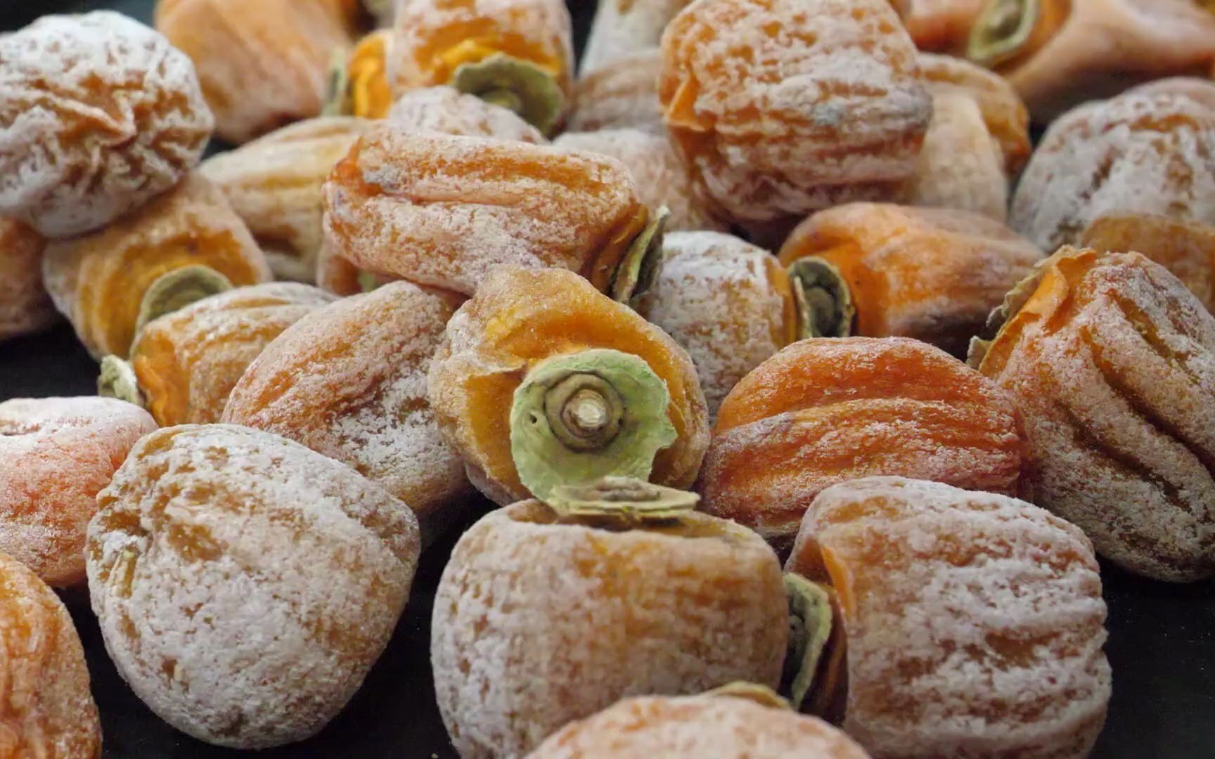 日本甜点大师,水果柿饼制成的日本甜点 traditional japanese sweets