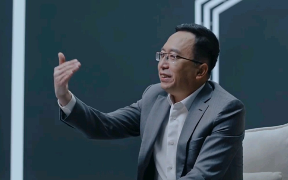 【荣耀赵明:华为昆仑玻璃和巨犀玻璃哪个强?】magic6系列销量如何?