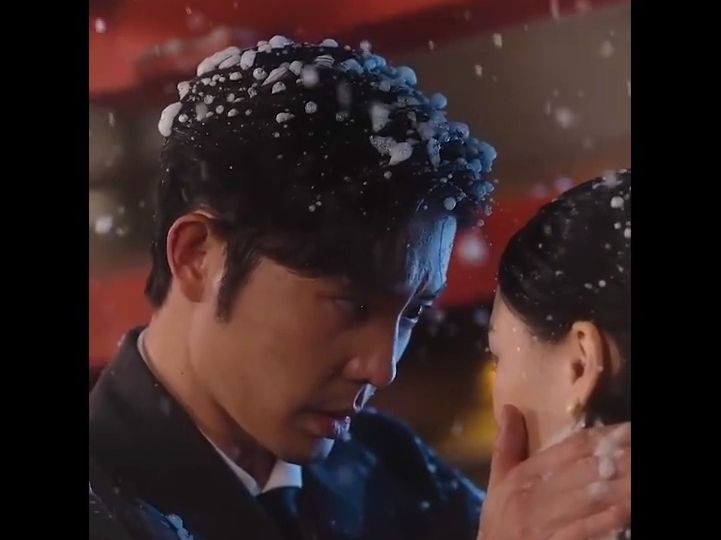 (新)爱在黎明前降落 高清完结