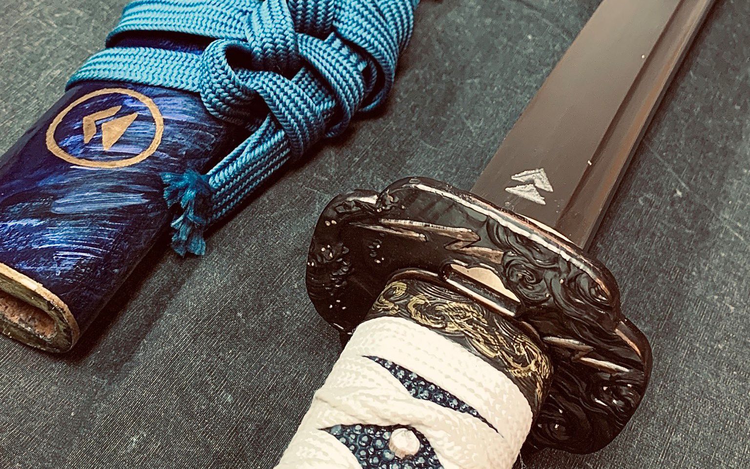 a9vgsie员工用白金竞速比赛迎来的刀锷还原了对马岛之魂中的境井家之