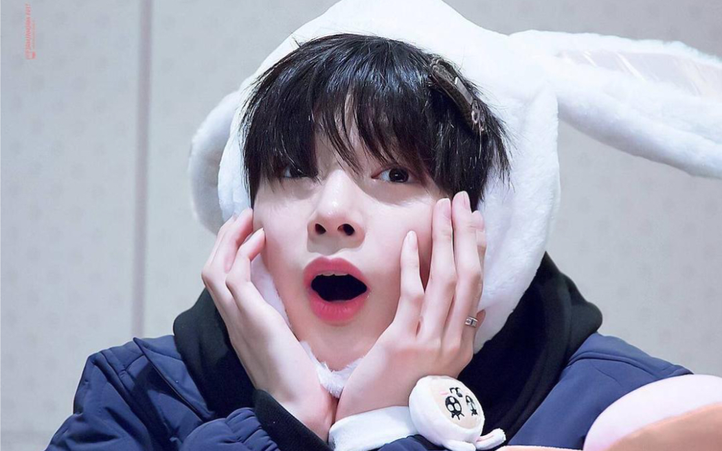 「梁精寅」宝宝面包可爱向 《喂,一起来制作呀》【stray kids】高能