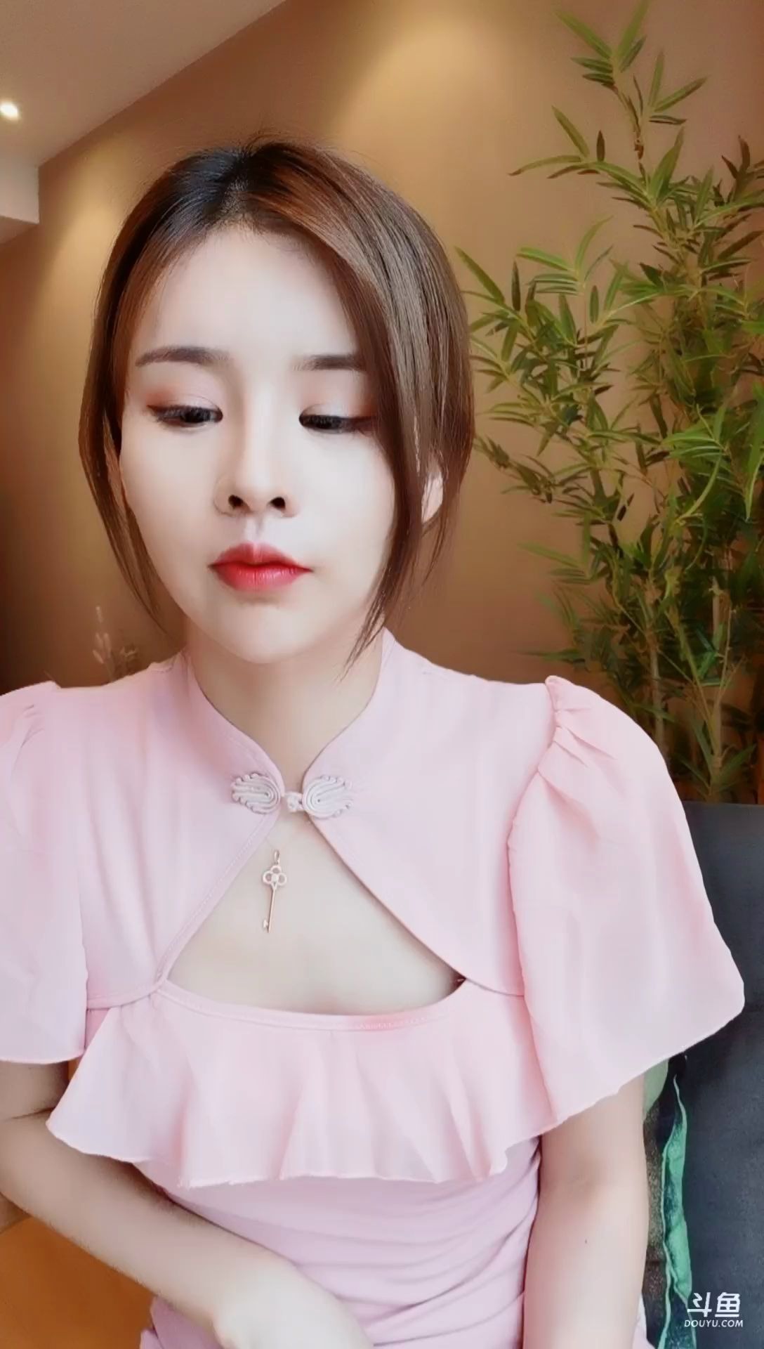 无敌小可爱桃桃_2020-06-20 14时41分南京两日游