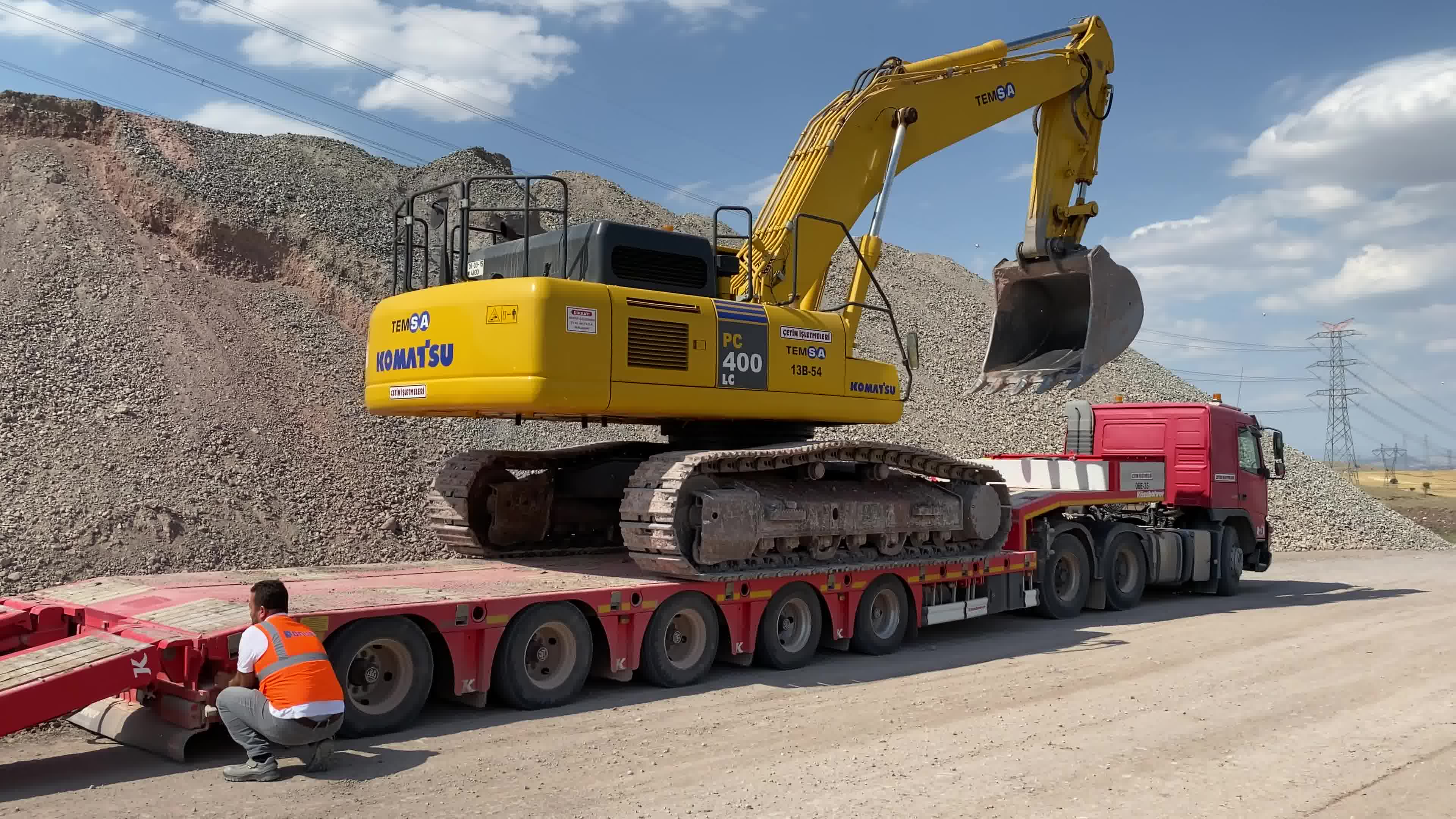 小松pc400lc挖掘机4k_哔哩哔哩_bilibili