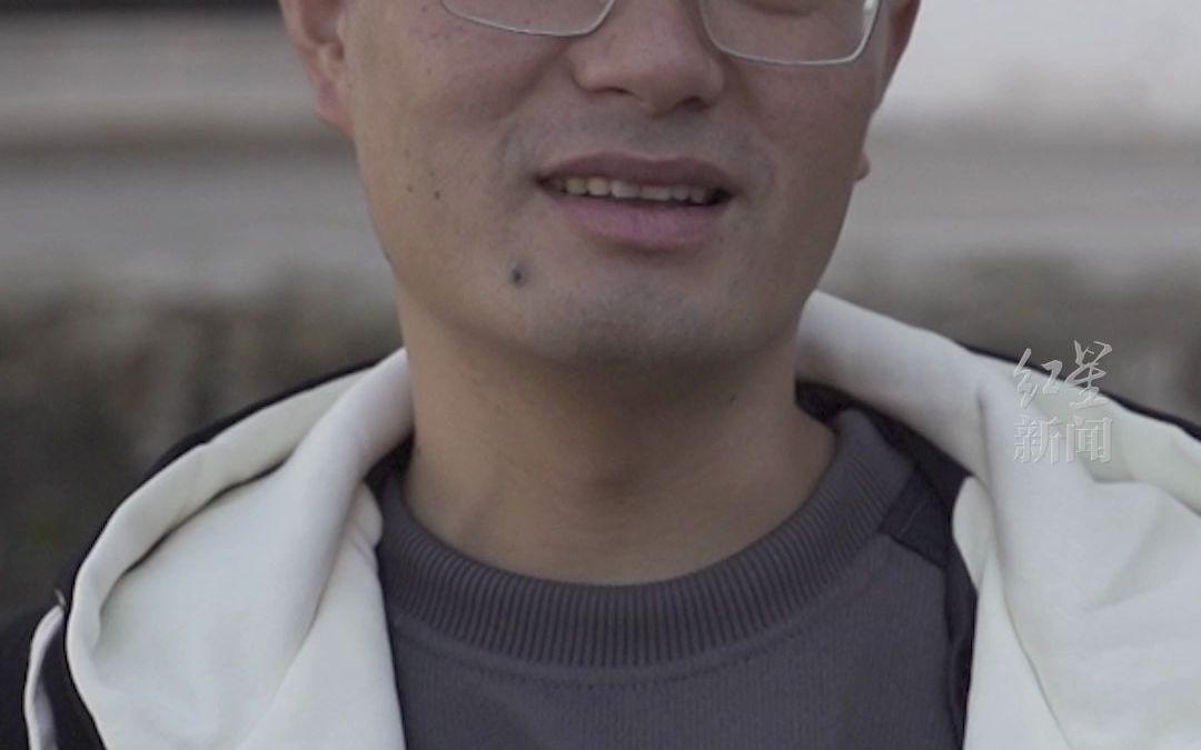 红星新闻专访泄洪英雄甘宇 甘宇:儿时留守,珍视团聚机会
