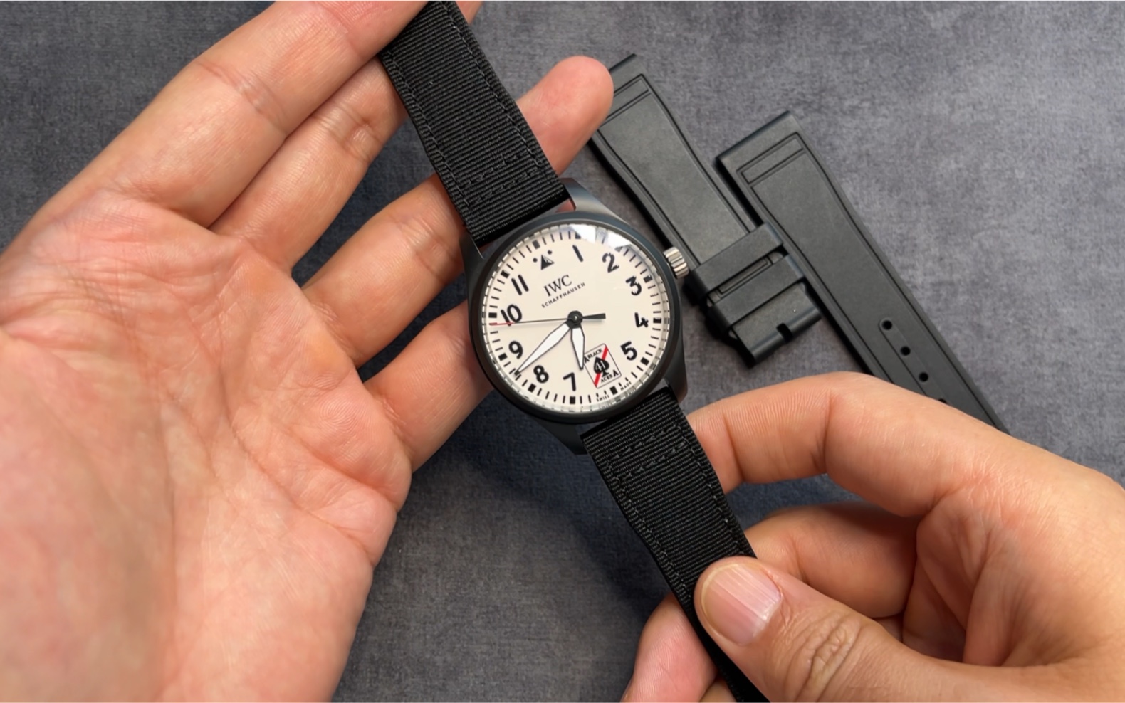 最近火到不行的万国黑桃a手表,属实没让我失望