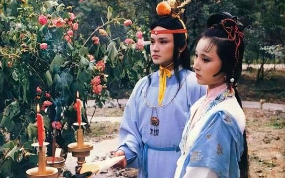 [图]【红楼梦】宝玉祭晴雯作芙蓉赋，确是为黛玉写祭文