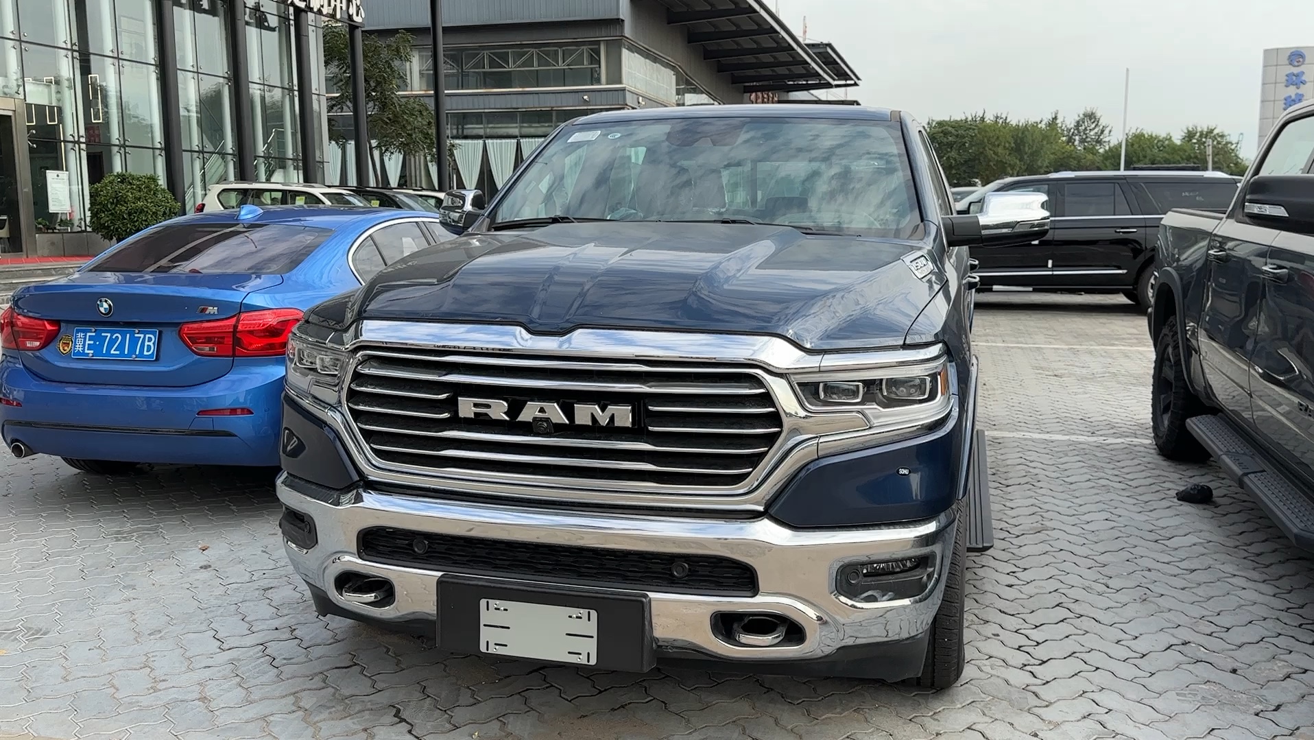 中东版23款道奇公羊长角号满配起步价仅50多w少量现车抓紧入手