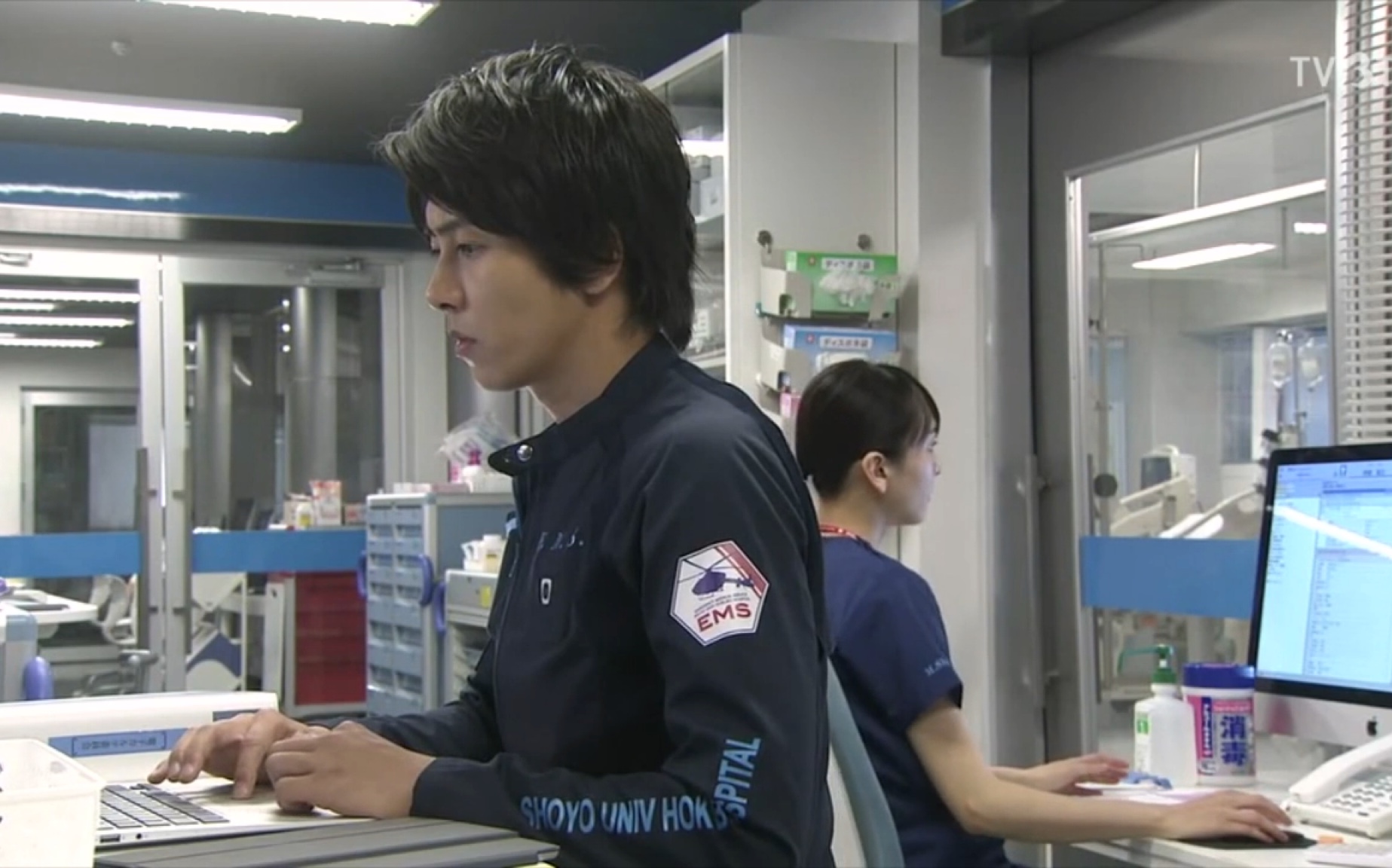 [图]【code blue3】【蓝泽&白石】【山下智久&新垣结衣】【yamap&gakki】自古蓝白出cp-抓住3只宝洁cp粉-我来急救只是因为你拜托的